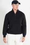 Solid Mathew Half Zip True Black